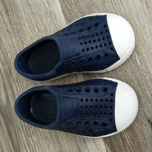 Native Jefferson unisex navy and white slip on shoes